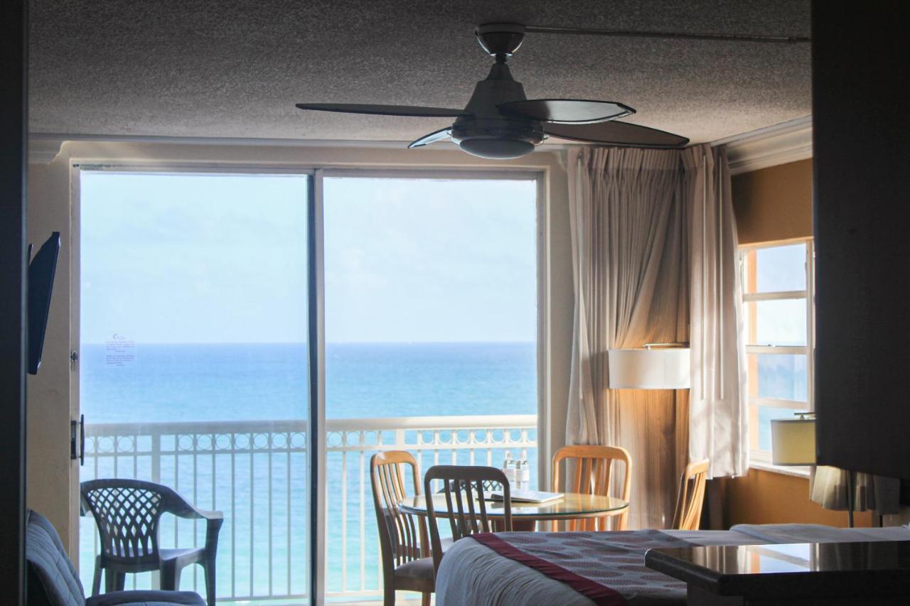 Ramada Plaza By Wyndham Marco Polo Beach Resort Golden Beach Exterior foto