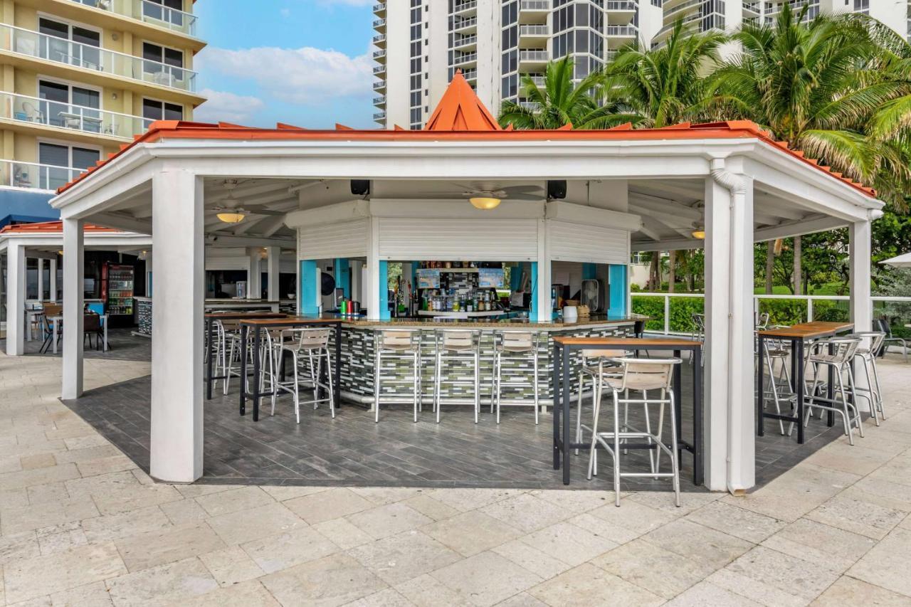 Ramada Plaza By Wyndham Marco Polo Beach Resort Golden Beach Exterior foto
